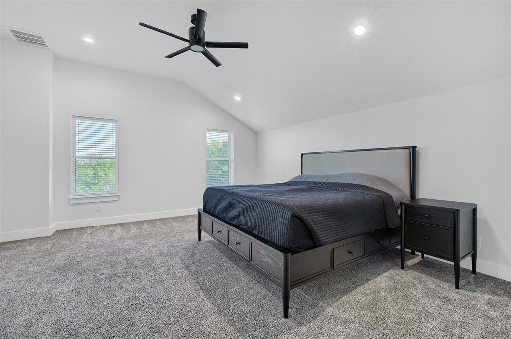 EARNHARTBUILTS - Residential