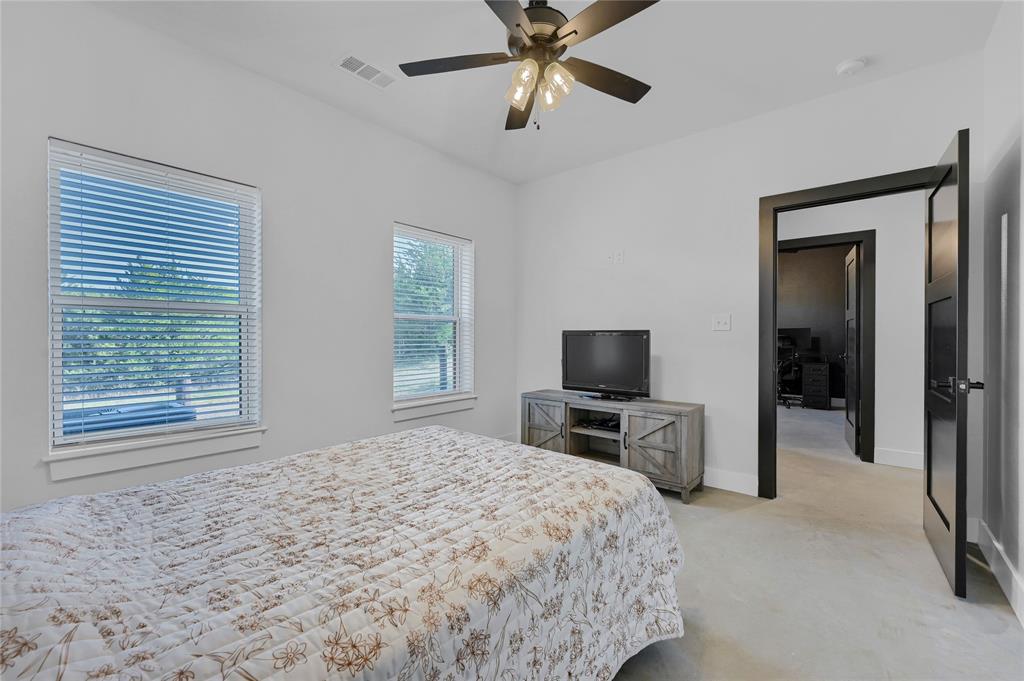 EARNHARTBUILTS - Residential