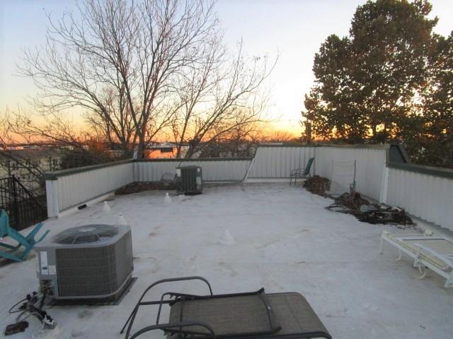 Versaille Condo - Residential Lease