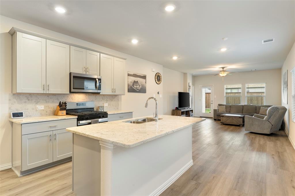 Lakehaven Ph 2 - Residential