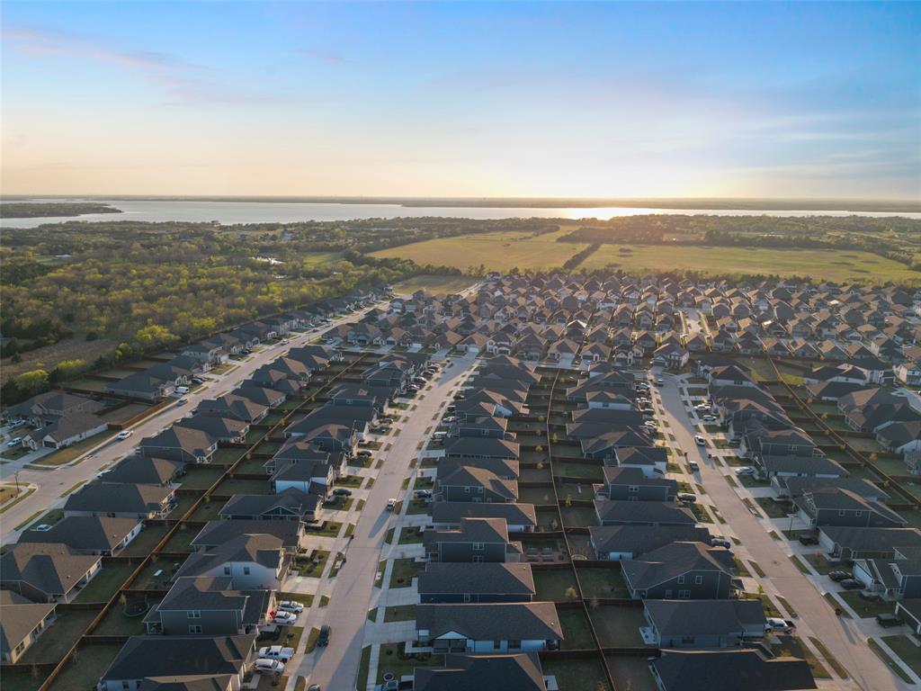 Lakehaven Ph 2 - Residential