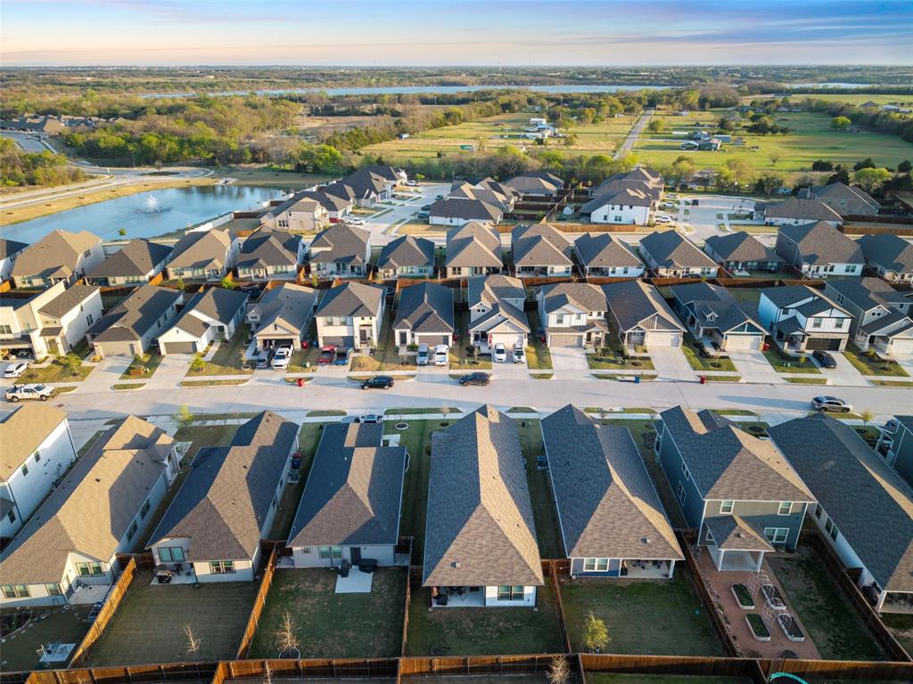 Lakehaven Ph 2 - Residential