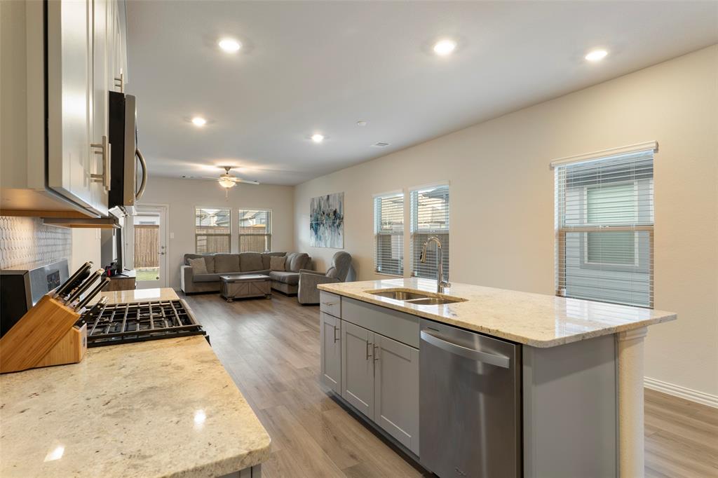 Lakehaven Ph 2 - Residential