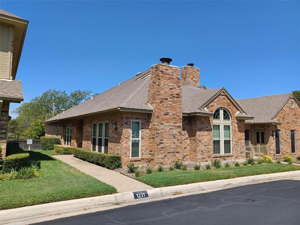 1231 Wooded Trail