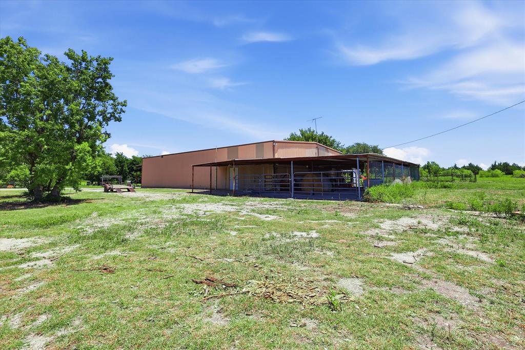 611 Johnston Road