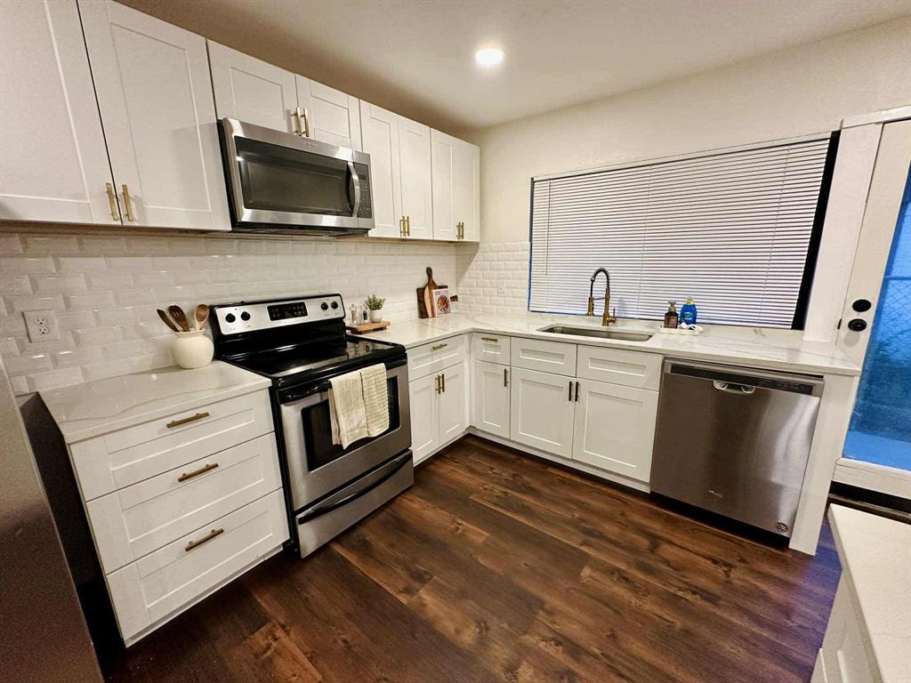 1120 Brownwood Drive