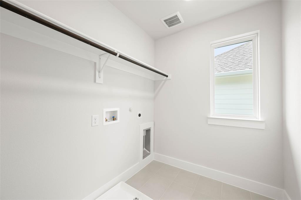 Cottage Collection at Harvest - Residential