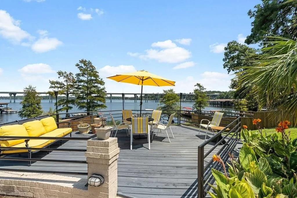 Shreveport, Louisiana 71119, United States, 4 Bedrooms Bedrooms, ,4 BathroomsBathrooms,Residential,Active,38553