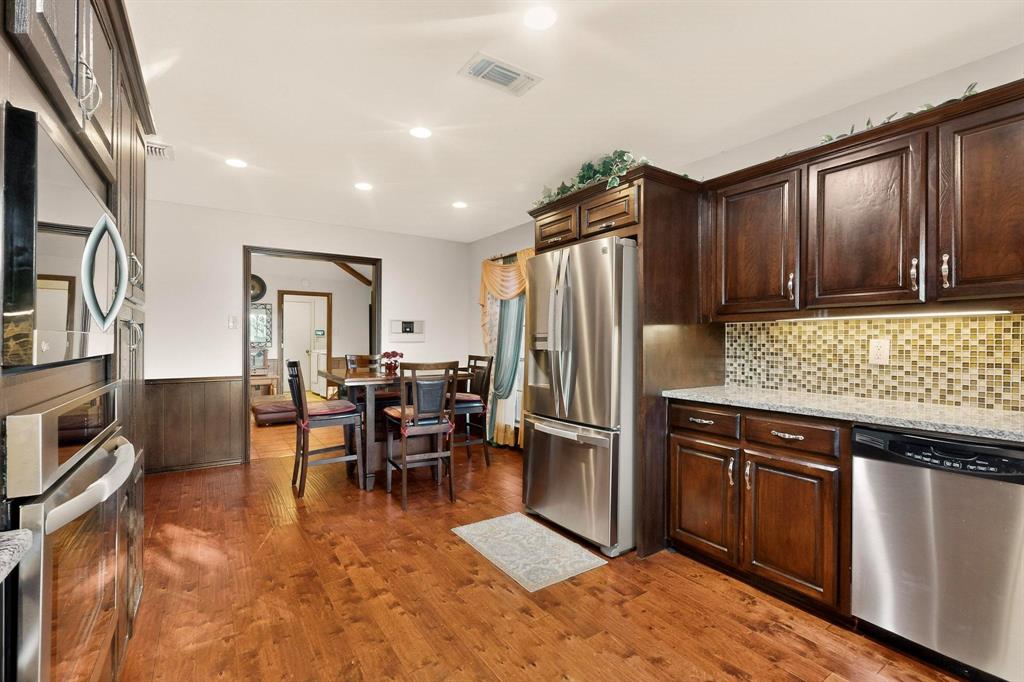 922 S Greenstone Lane