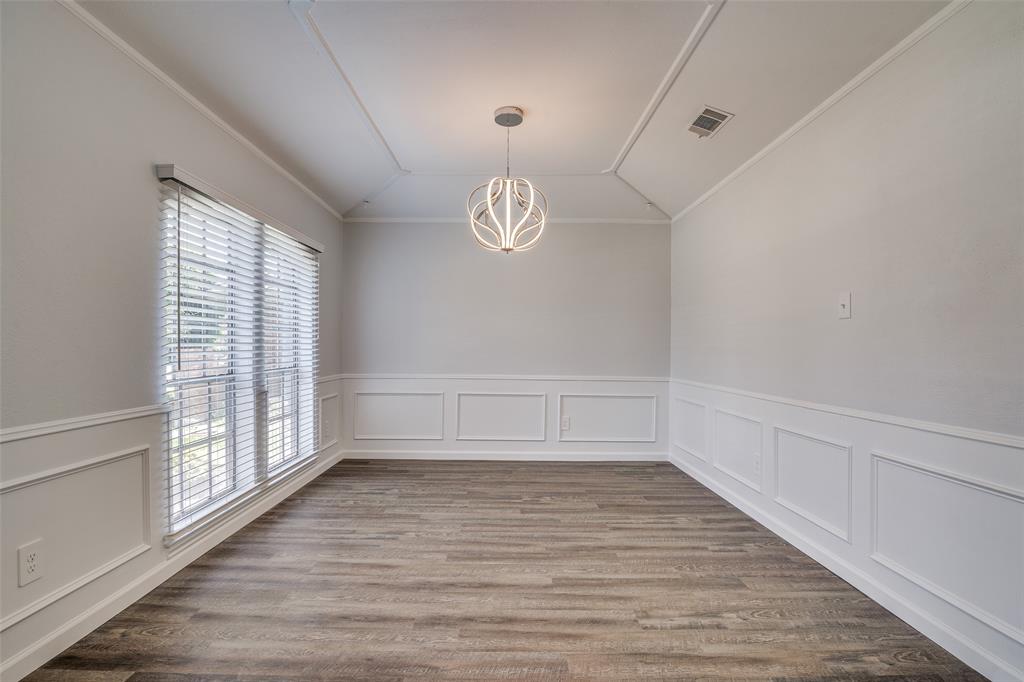1201 Windsong Trail