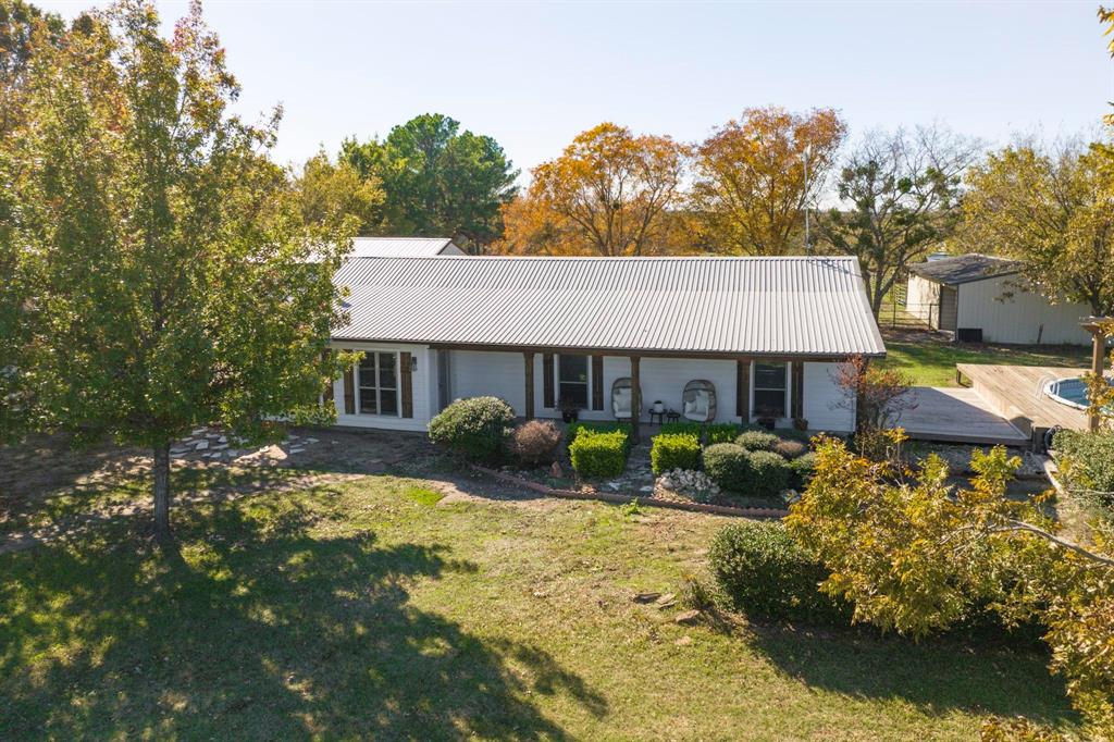 8992 County Road 2584
