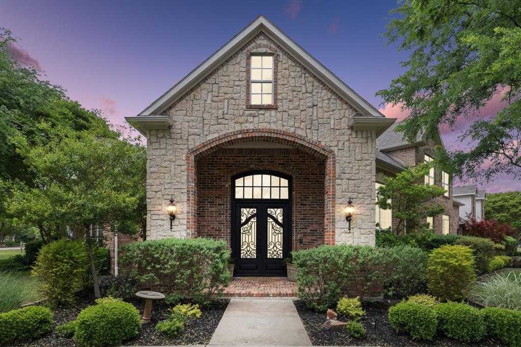 881 Saint James Court