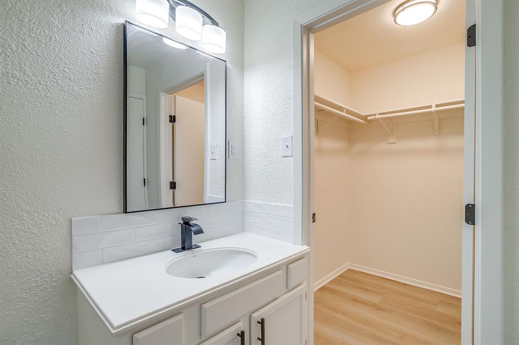 Meadowbrook Estates Add - Residential