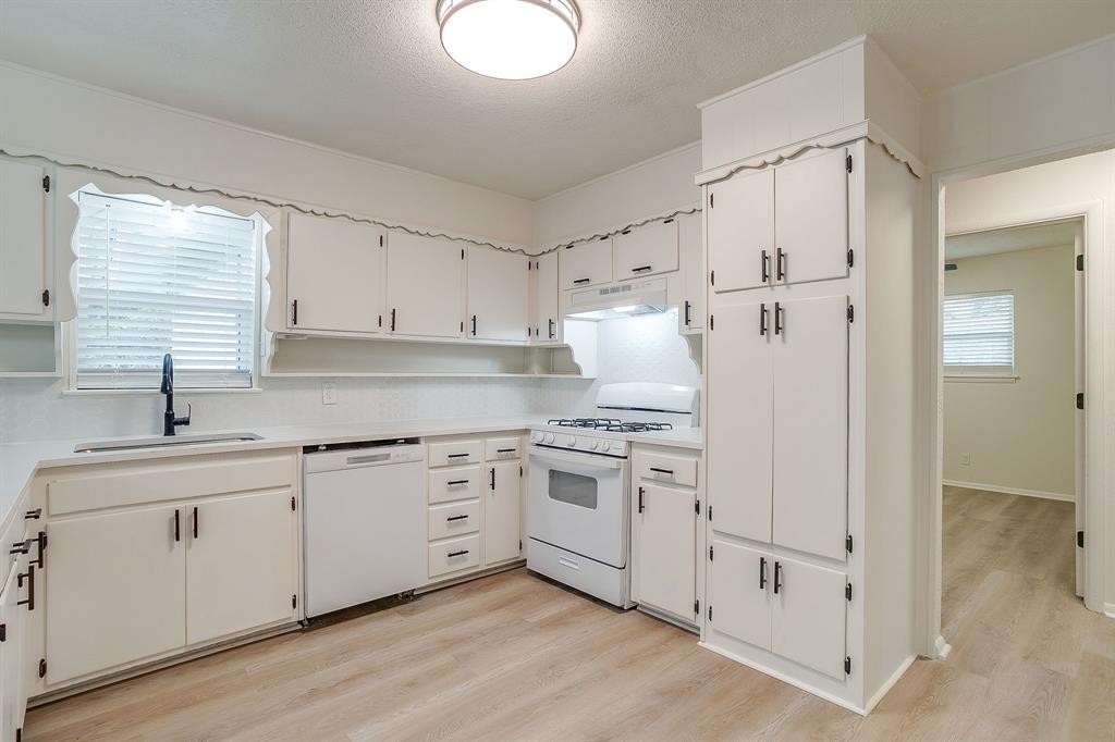 Meadowbrook Estates Add - Residential