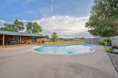 Tiny photo for 1270 County Road 437, Stephenville, TX 76401 (MLS # 21397059)