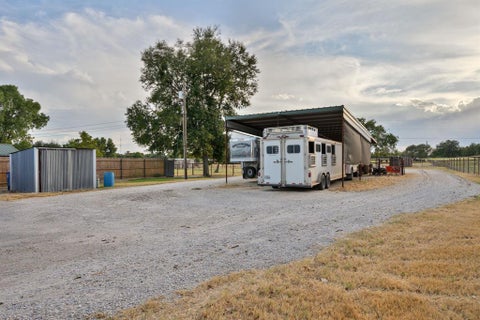 Tiny photo for 1270 County Road 437, Stephenville, TX 76401 (MLS # 21397059)