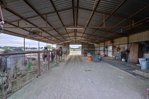 Tiny photo for 1270 County Road 437, Stephenville, TX 76401 (MLS # 21397059)