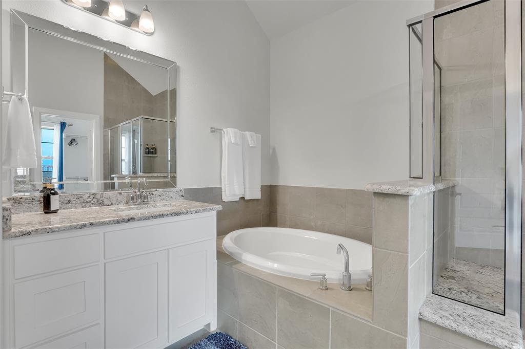 Sapphire Bay - Residential