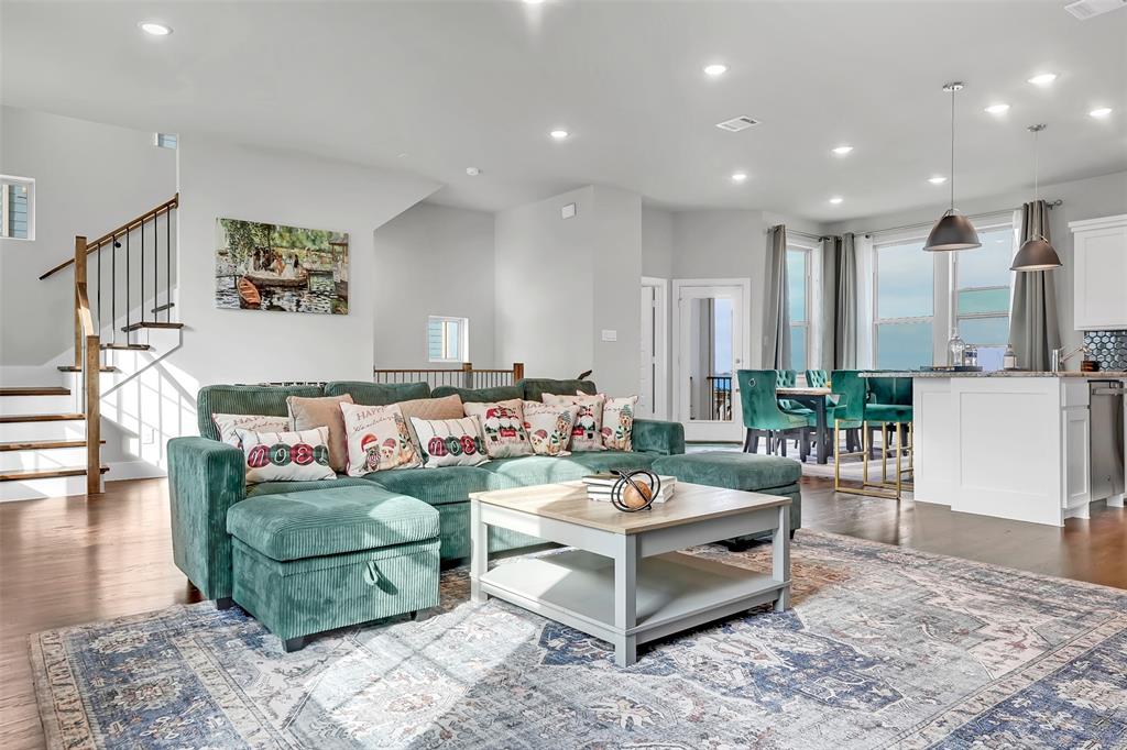 Sapphire Bay - Residential