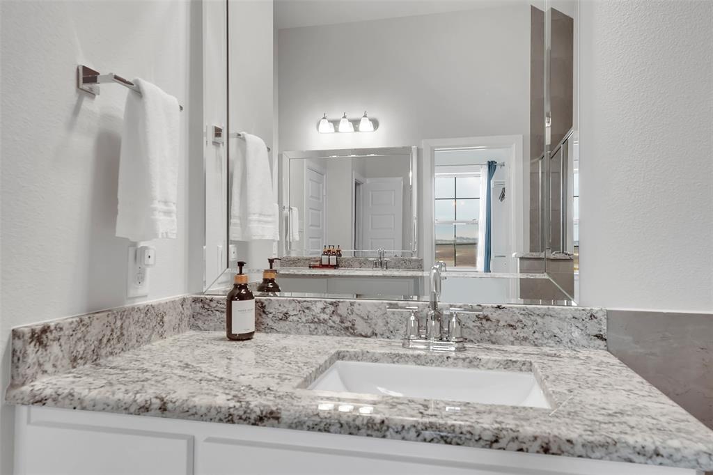 Sapphire Bay - Residential