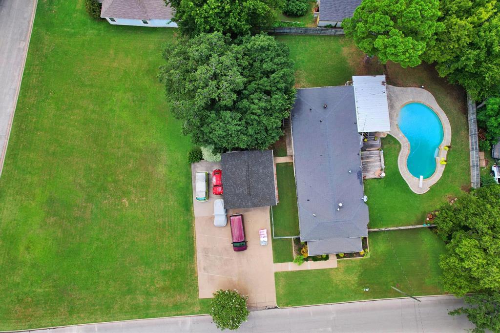 5912 Forest Hill Drive