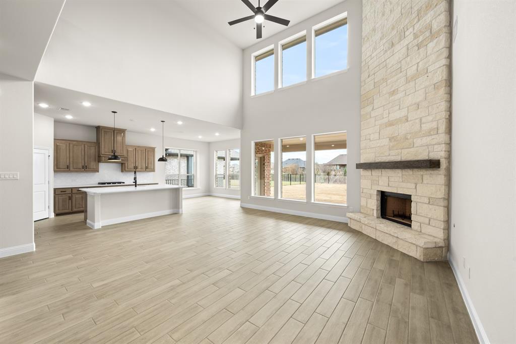 Abe's Landing - Residential