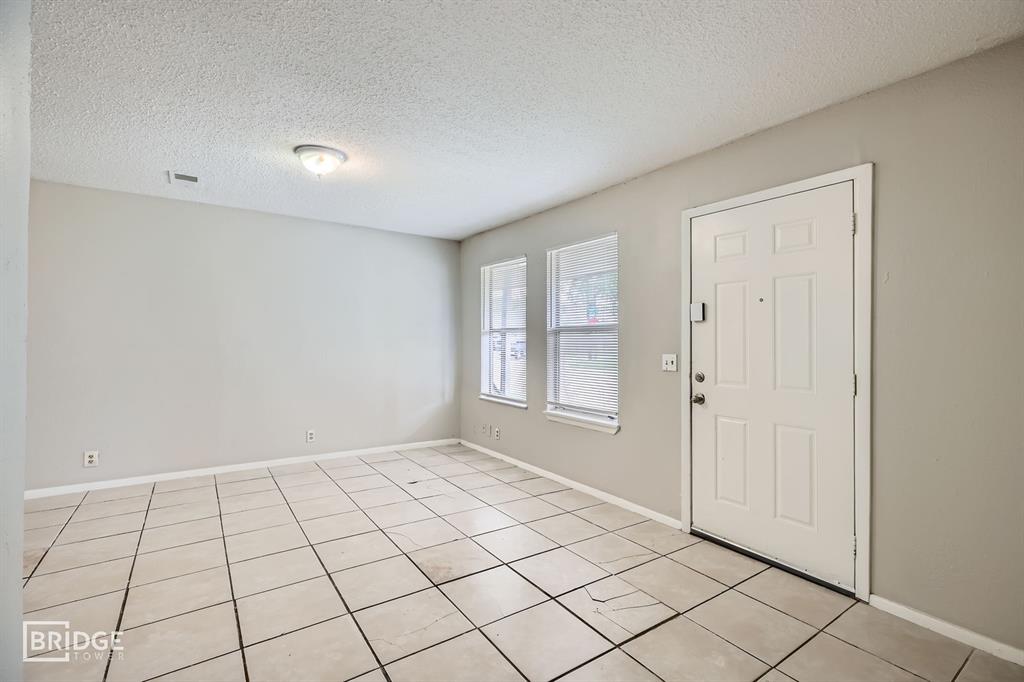 W J S Russell 4th Add - Residential Lease