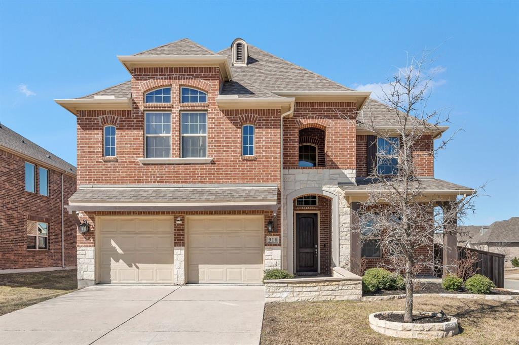 910 Magnolia Lane
