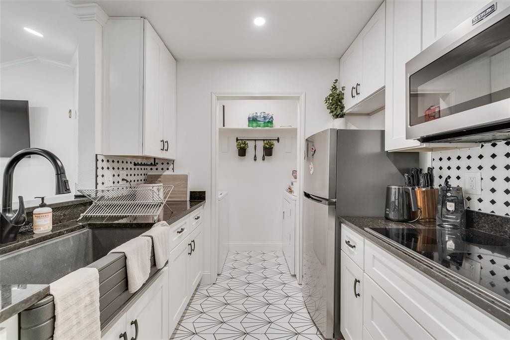 Village East Ph 01 04 - Residential