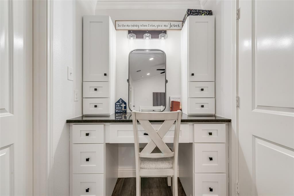 Village East Ph 01 04 - Residential