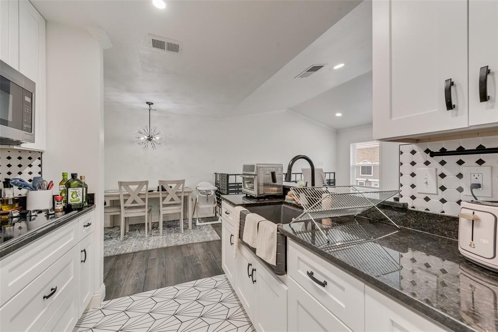 Village East Ph 01 04 - Residential