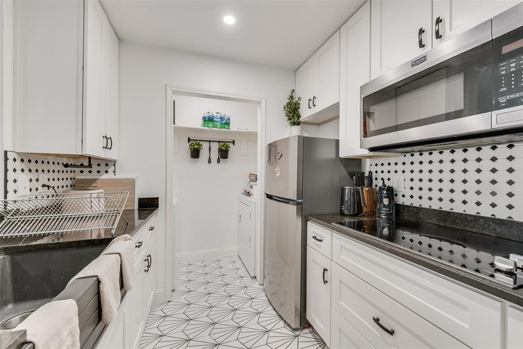 Village East Ph 01 04 - Residential