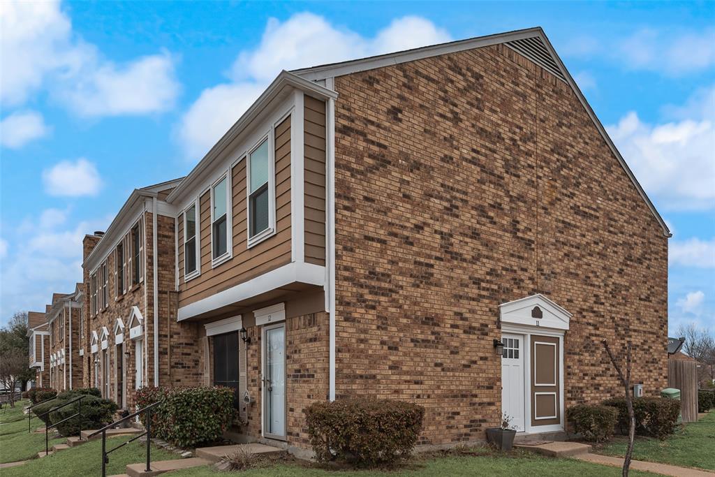 Village East Ph 01 04 - Residential