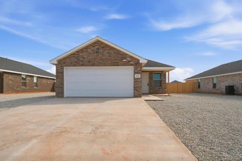 Photo of 426 Elmont Street, Abilene, TX 79601 (MLS # 21394346)