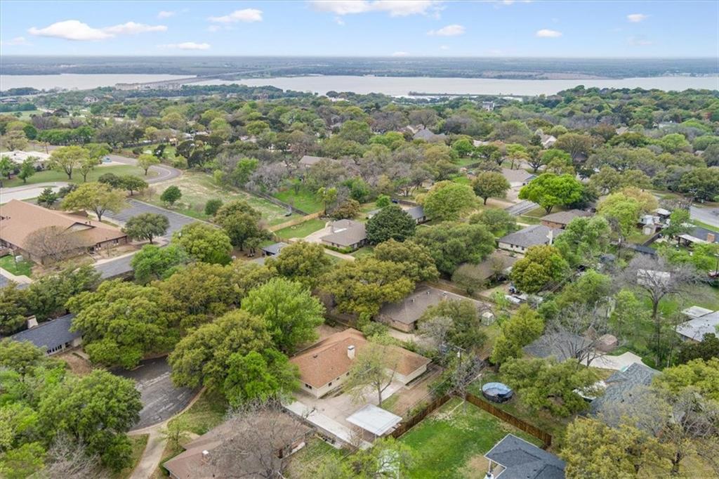 1705 Live Oak Valley Circle