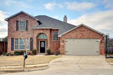A home in Benbrook