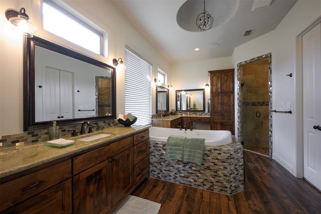 Lipan, Texas, 76462, United States, 4 Bedrooms Bedrooms, ,4 BathroomsBathrooms,Residential,Active,2023915