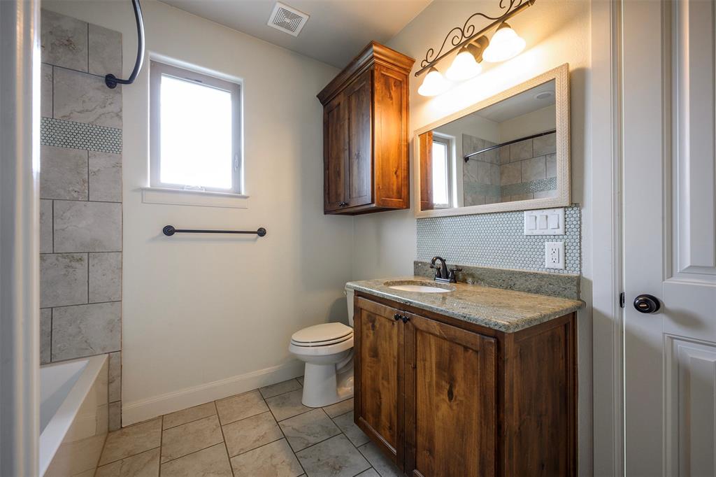 Lipan, Texas, 76462, United States, 4 Bedrooms Bedrooms, ,4 BathroomsBathrooms,Residential,Active,2023915