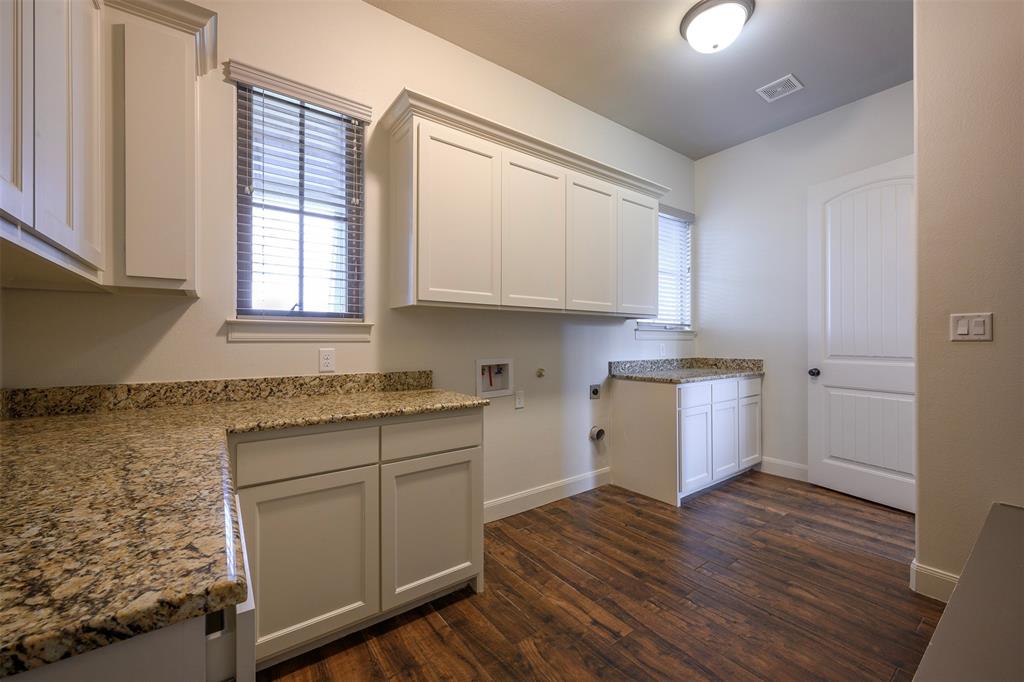 Lipan, Texas, 76462, United States, 4 Bedrooms Bedrooms, ,4 BathroomsBathrooms,Residential,Active,2023915