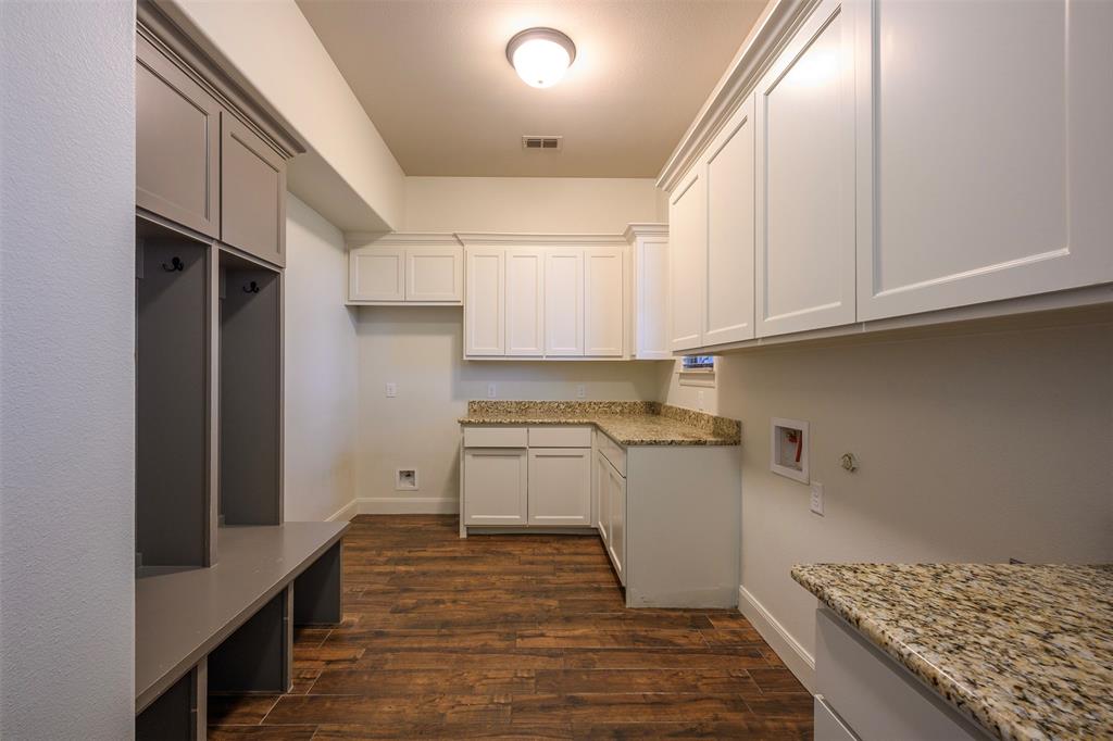 Lipan, Texas, 76462, United States, 4 Bedrooms Bedrooms, ,4 BathroomsBathrooms,Residential,Active,2023915