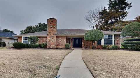 A home in Hickory Creek