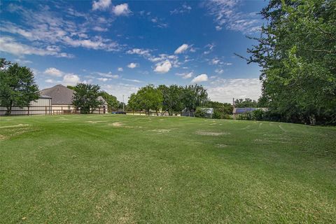 600 Alvarado Street Mansfield TX 76063