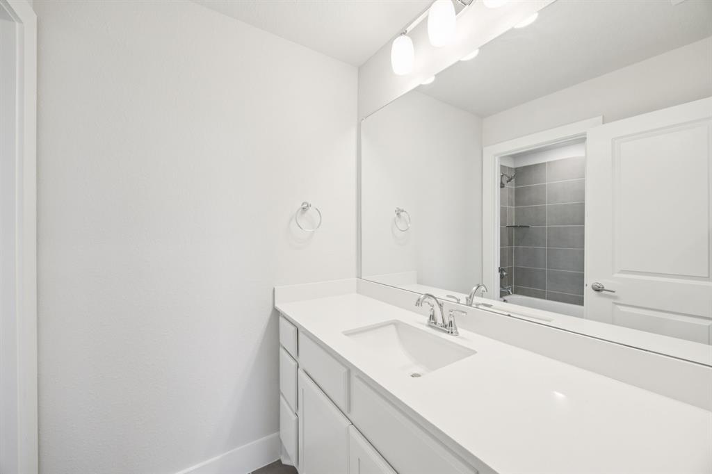 Ellis Ranch Estates - Residential