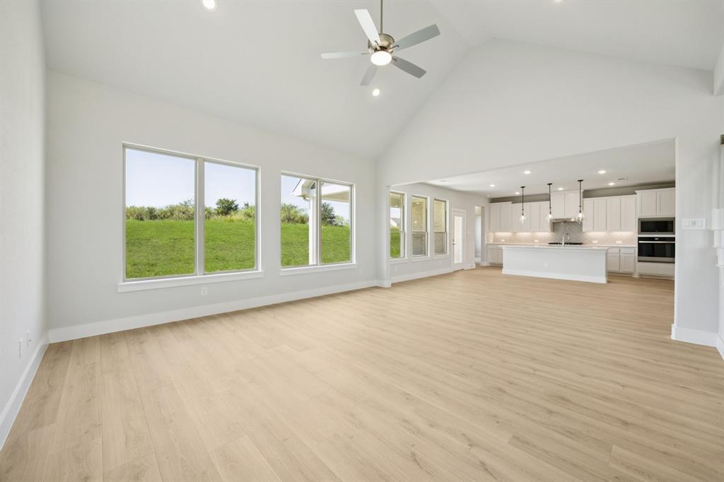 Ellis Ranch Estates - Residential