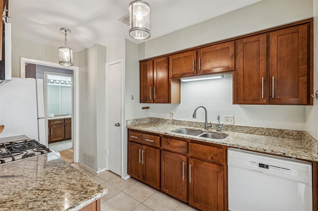 10703 Sandpiper Lane 33