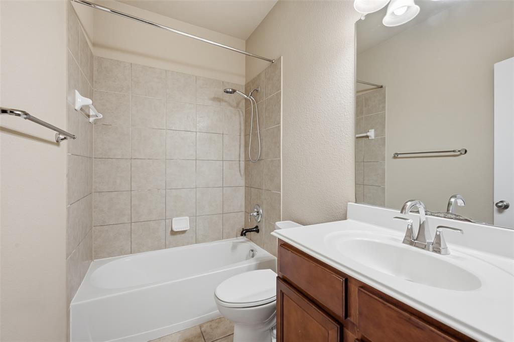 Suncreek Twnhms - Residential