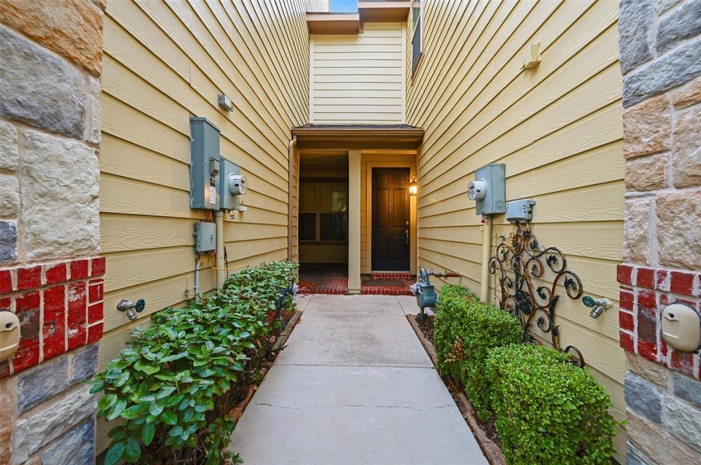 1619 Southwestern Drive