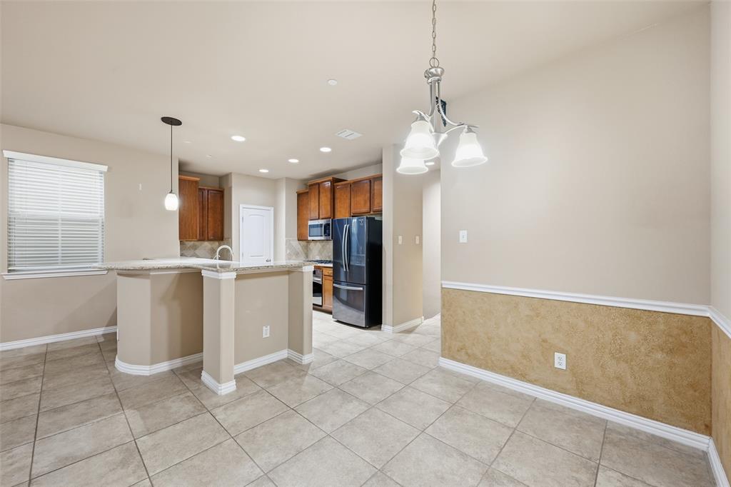 Suncreek Twnhms - Residential