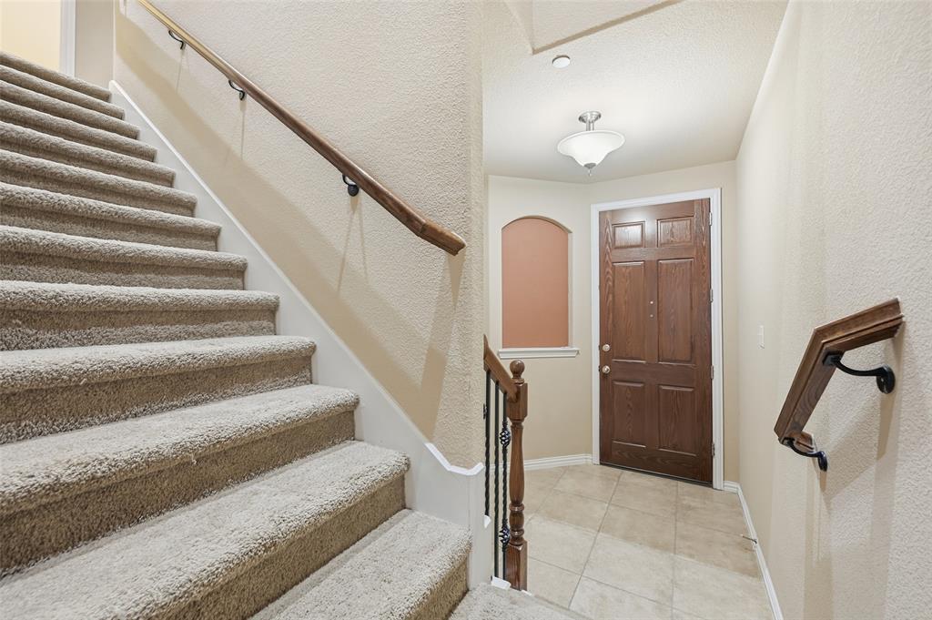 Suncreek Twnhms - Residential