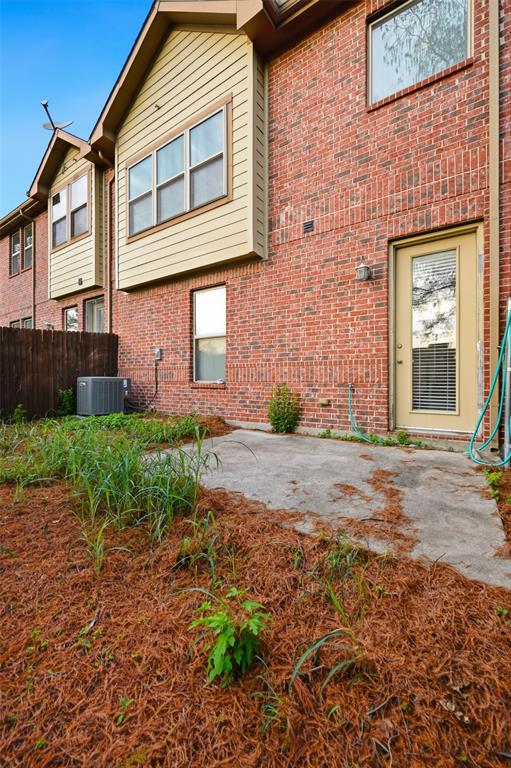 Suncreek Twnhms - Residential